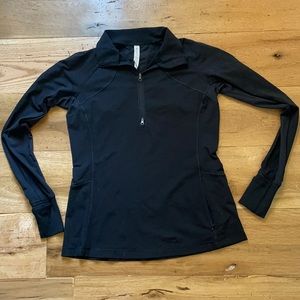 Black 1/2 zip lululemon